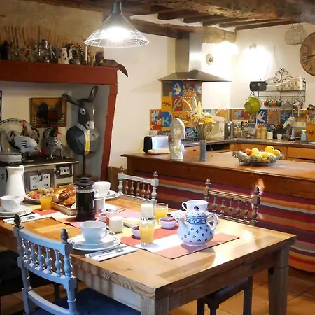 Le Vieux Velo Bed & Breakfast